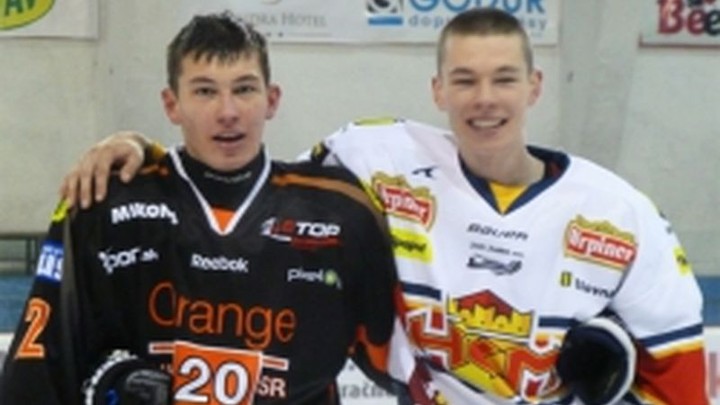 Ďalogovci sa obliekli do reprezentačného